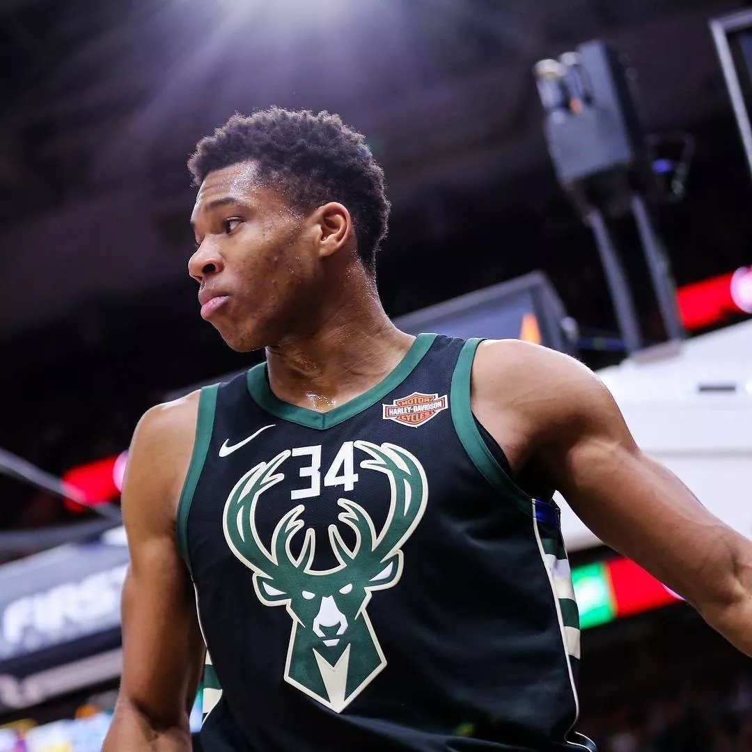 布翁焦尔诺谈主场欧冠首秀：听见欧冠主题曲时我感到无比激动（布翁焦尔诺谈主场欧冠处子秀：主题曲响起那一刻我激动万分）