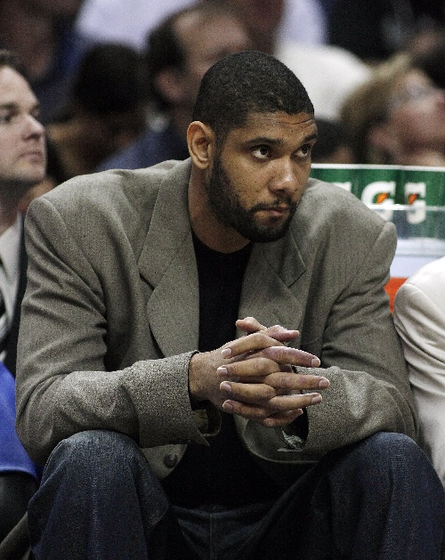 雷霆五连胜冲击季后赛（雷霆豪取五连胜剑指季后赛）