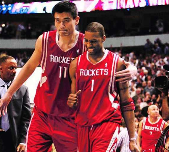 孔蒂：欧冠是完全不同的世界，我们的目标是比法兰克福多进1个（孔蒂：欧冠是另一片天地，力争比法兰克福多进一球）